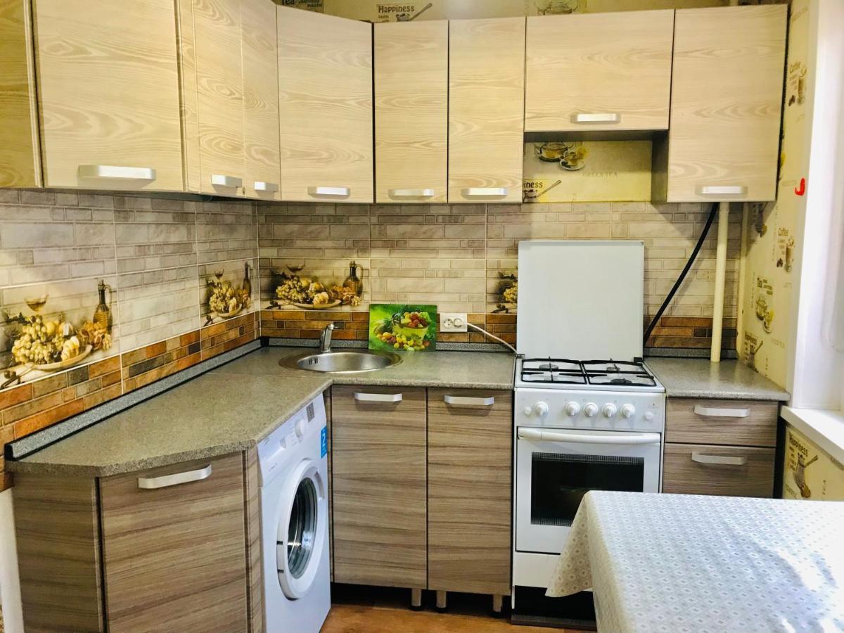 Apartaments In The City Center Karagandy エクステリア 写真