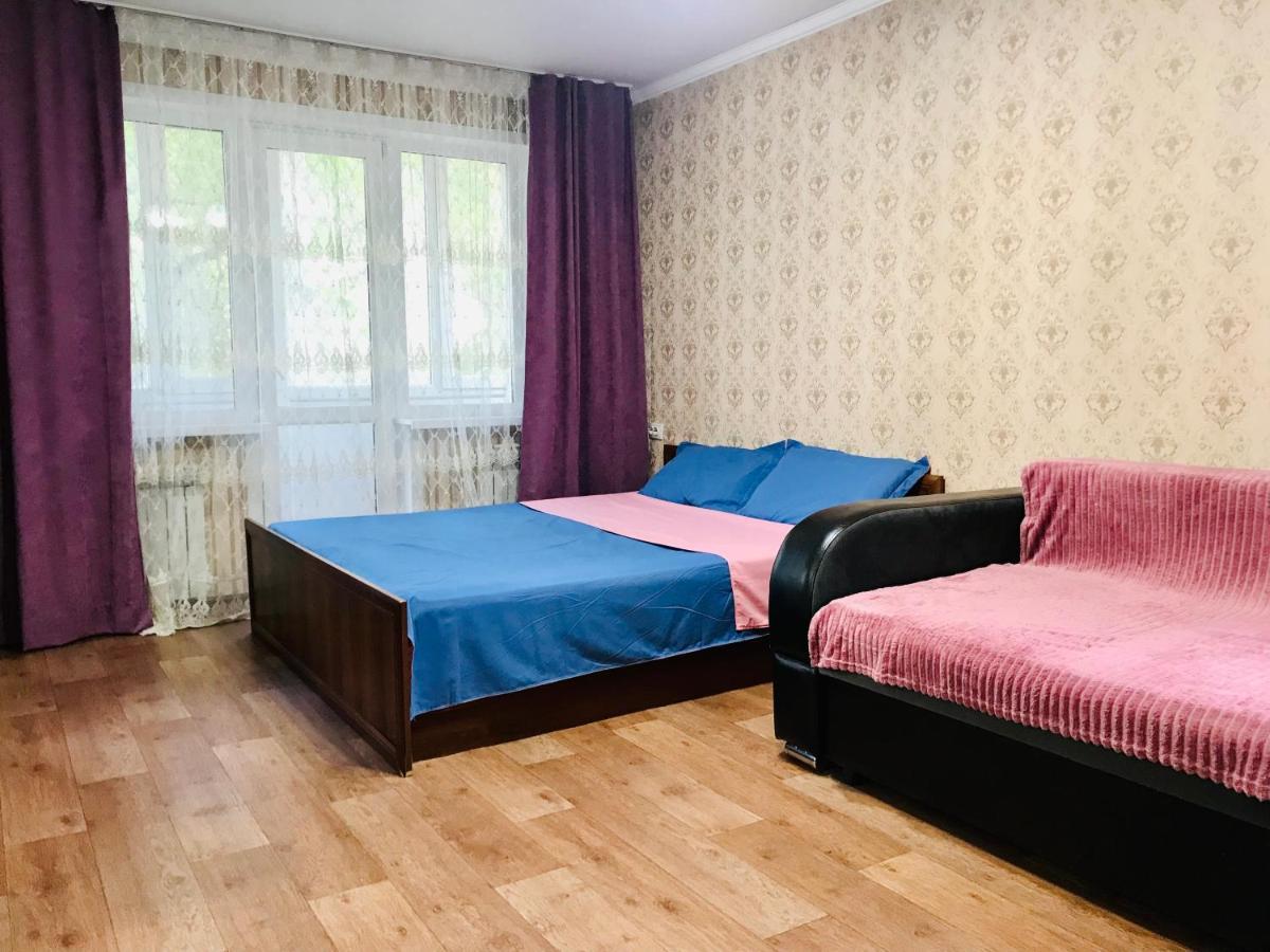 Apartaments In The City Center Karagandy エクステリア 写真