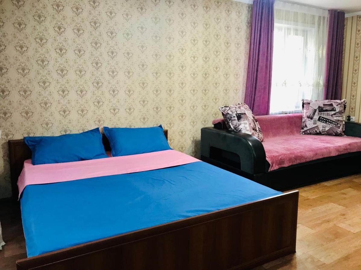 Apartaments In The City Center Karagandy エクステリア 写真